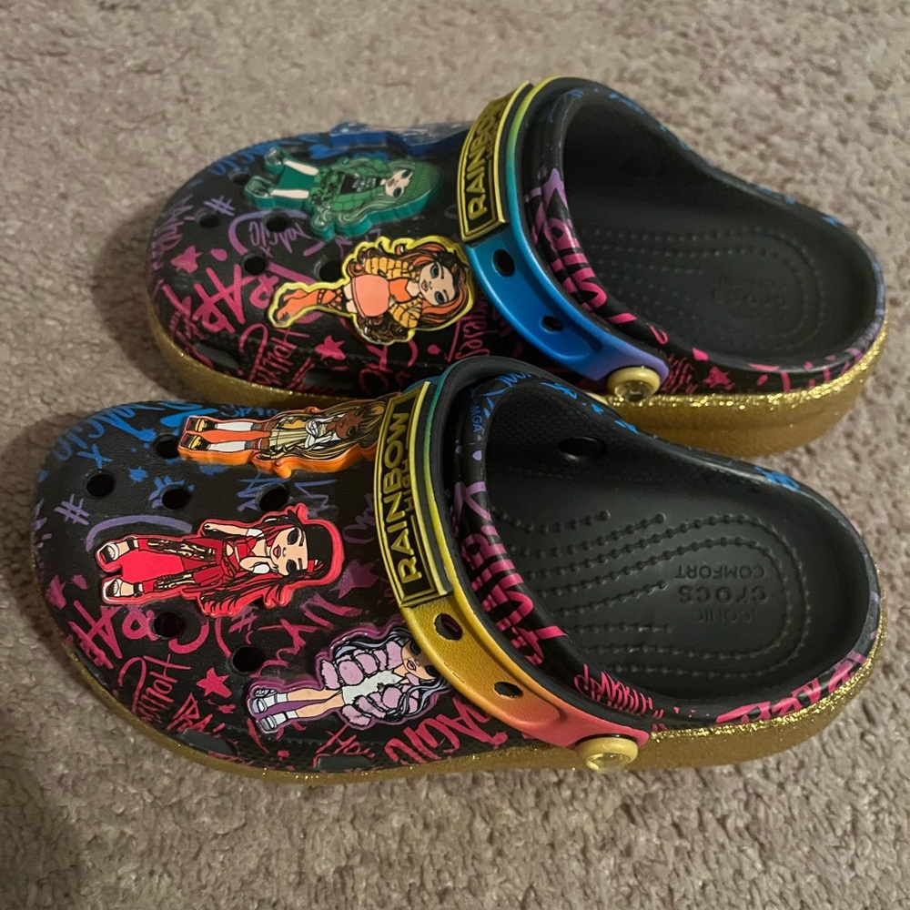 Crocs size 2